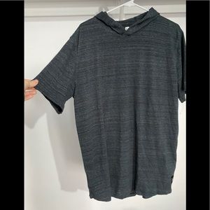 Men’s Under Armour short sleeve